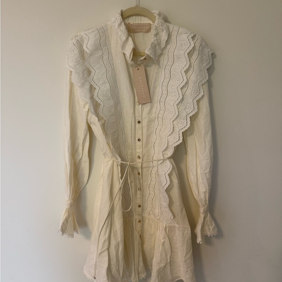KEEPSAKE the Label Dresses & Skirts - KEEPSAKE the Label Cream Eyelet Lace Long Sleeve Dress